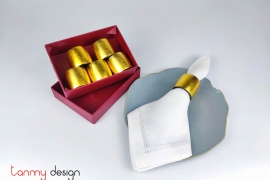 Set of 6 gold lacquer napkin rings